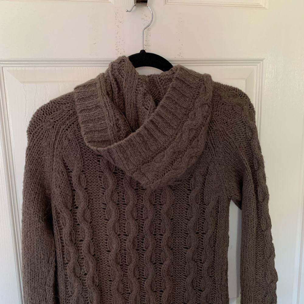 Cozy Brown Cable Knit Cardigan - Picture 5 of 15